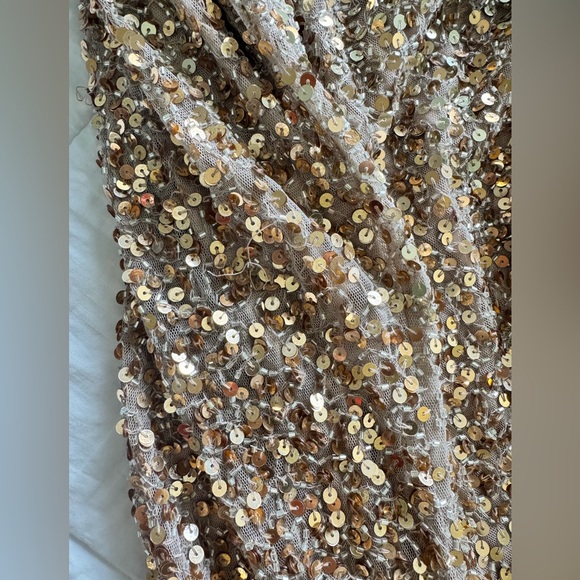 NWOT Mac Duggal Gold Sequin Slit Gown - Picture 3 of 8